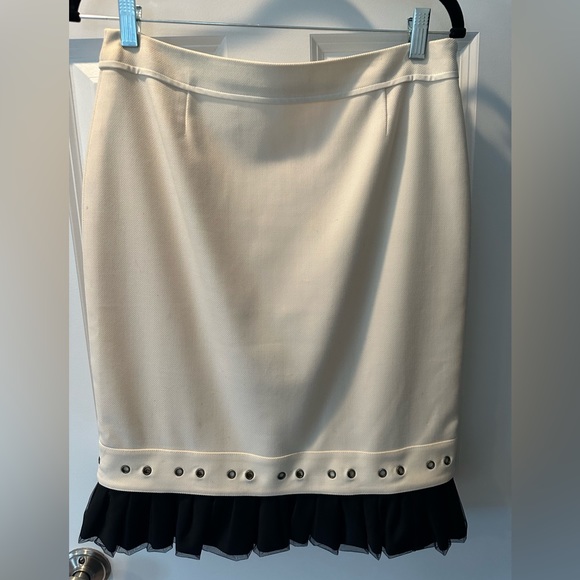 Eccoci cream wool skirt with removable black ruffle bottom...